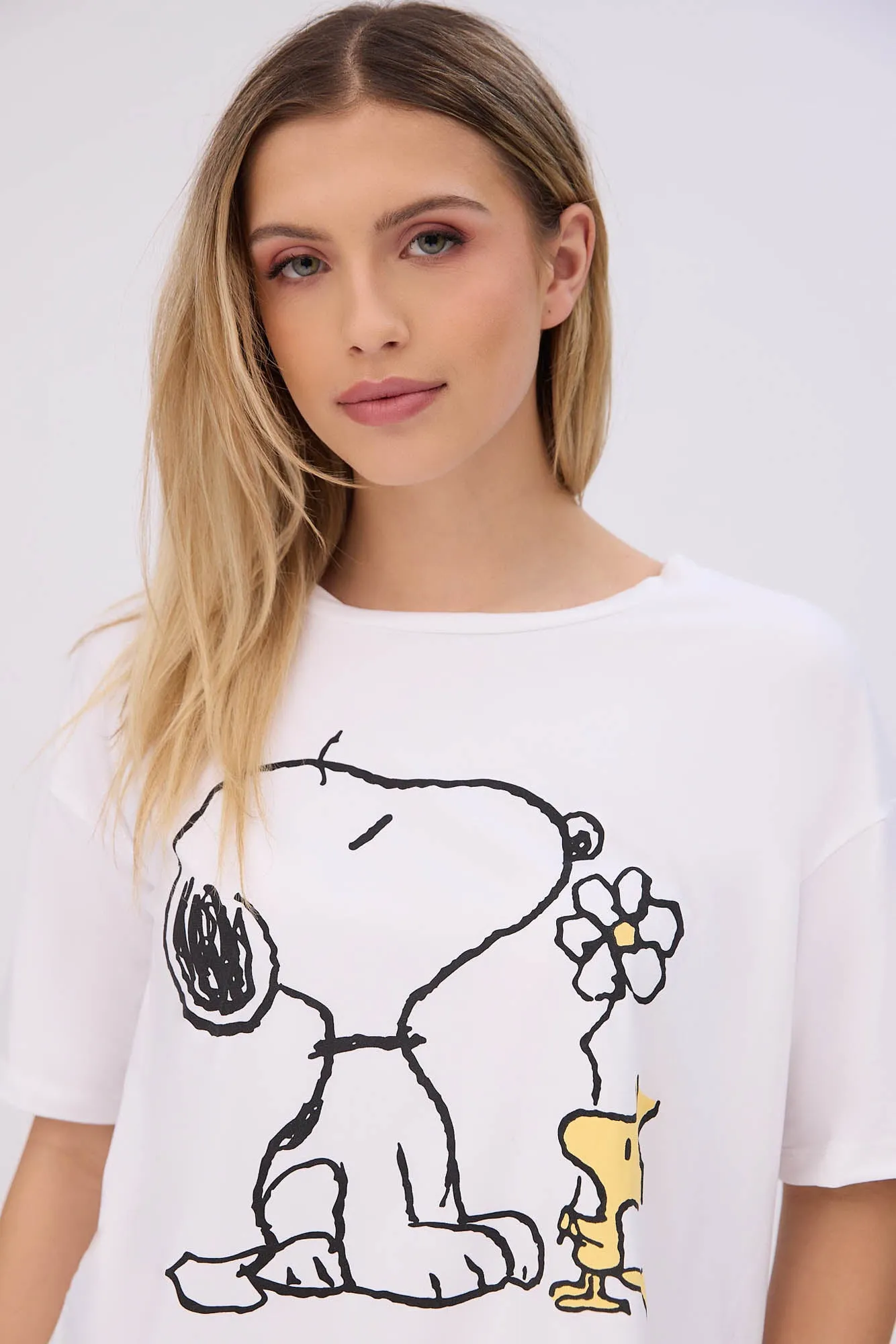 Peanuts Snoopy And Woodstock Super Soft Pajama Tee And Velour Pajama Jogger 2-Piece Set